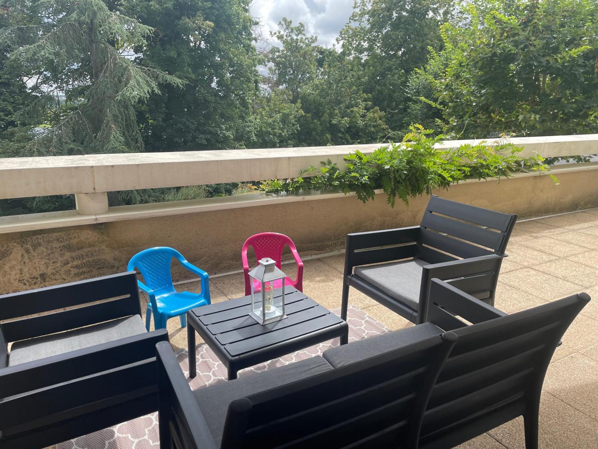 Appartement Avec Parking & Linge Inclus & Local Velos 布鲁瓦 外观 照片